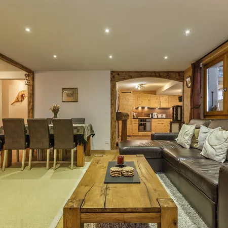 Armailli - Modern Ground Floor דירה לה צומאז