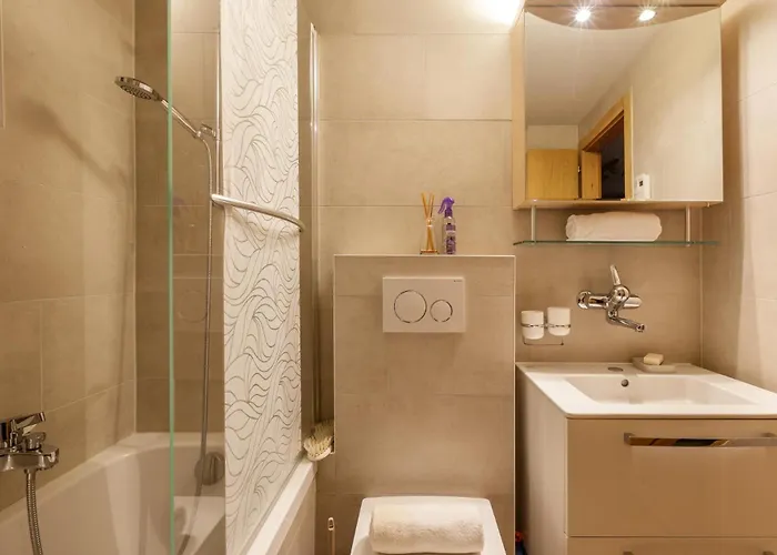 Armailli - Modern Ground Floor * Ла-Тзума