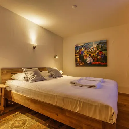 Apartmán Armailli - Modern Ground Floor